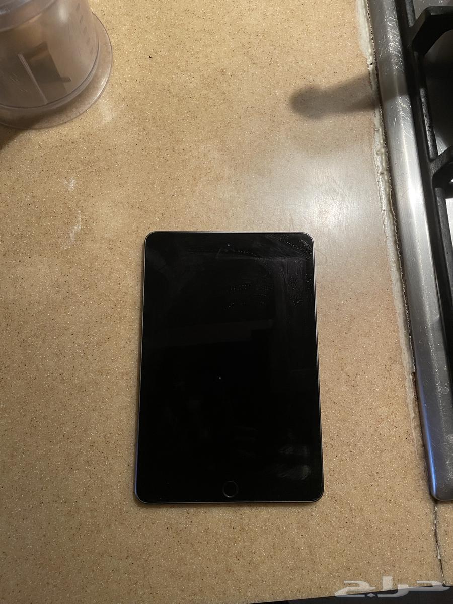 ايباد مني جيل 5   68gb حالته ممتازه64486205172609110