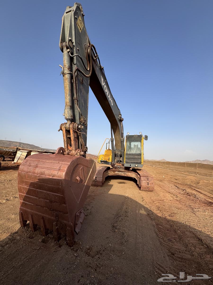 بوكلين 2014 فلفو للايجار الشهري او السنوي64655308417922113