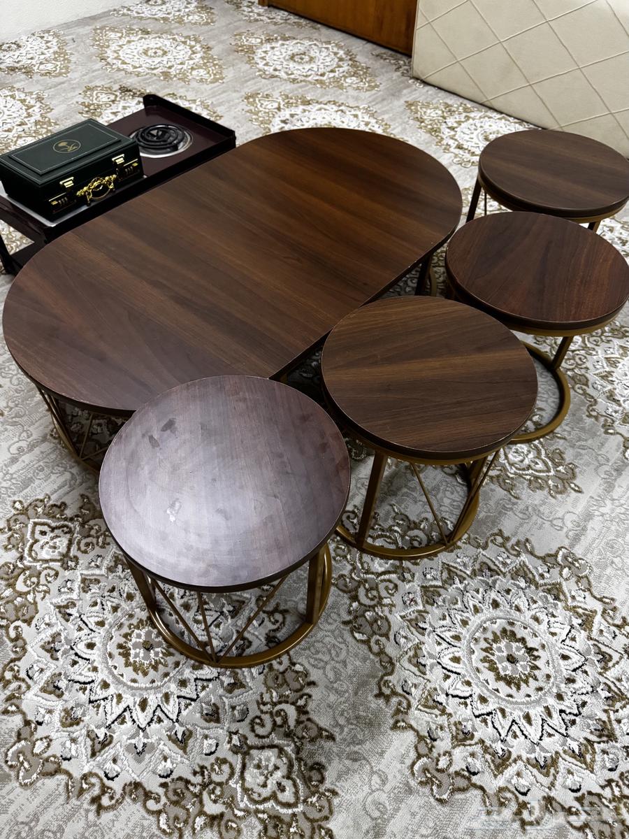 طاولة مجلس ارضيه لون عودي64482525400450111