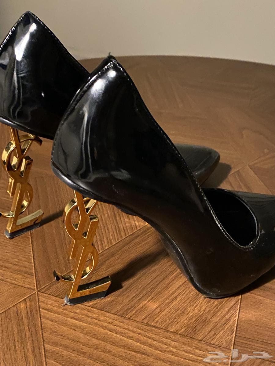 كعب سان لوران ماركة64479792036097111