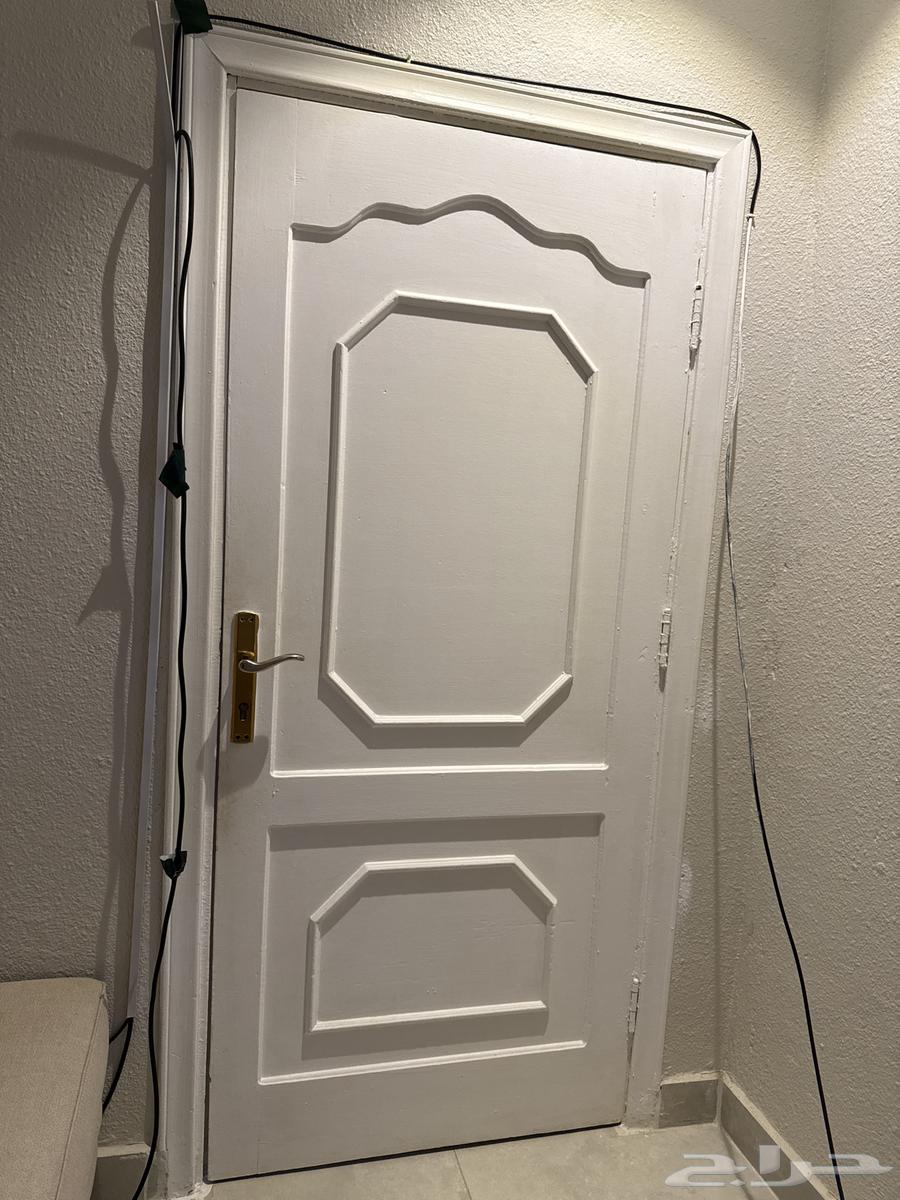 3 أبواب وغنو للبيع نظيفة بلا كسور أو خدوش السعر 400 للباب64482741645187110