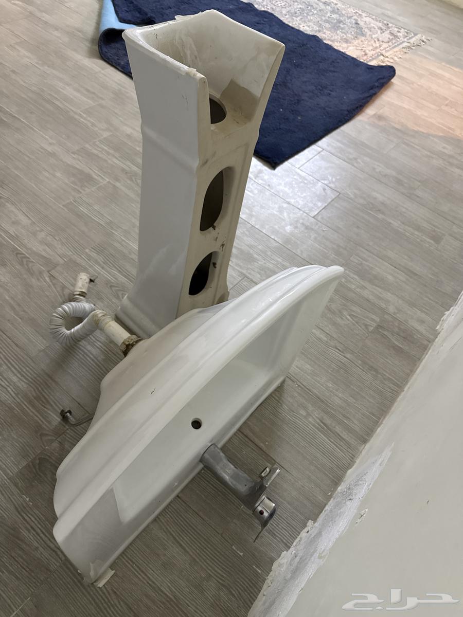 للبيع مغسلة يد مستعمله64478856877059111