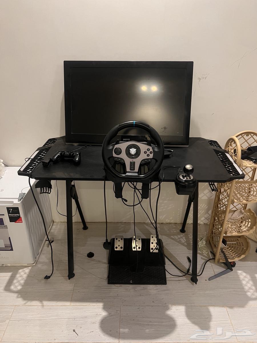 HB laptop and setup items64485957616642110