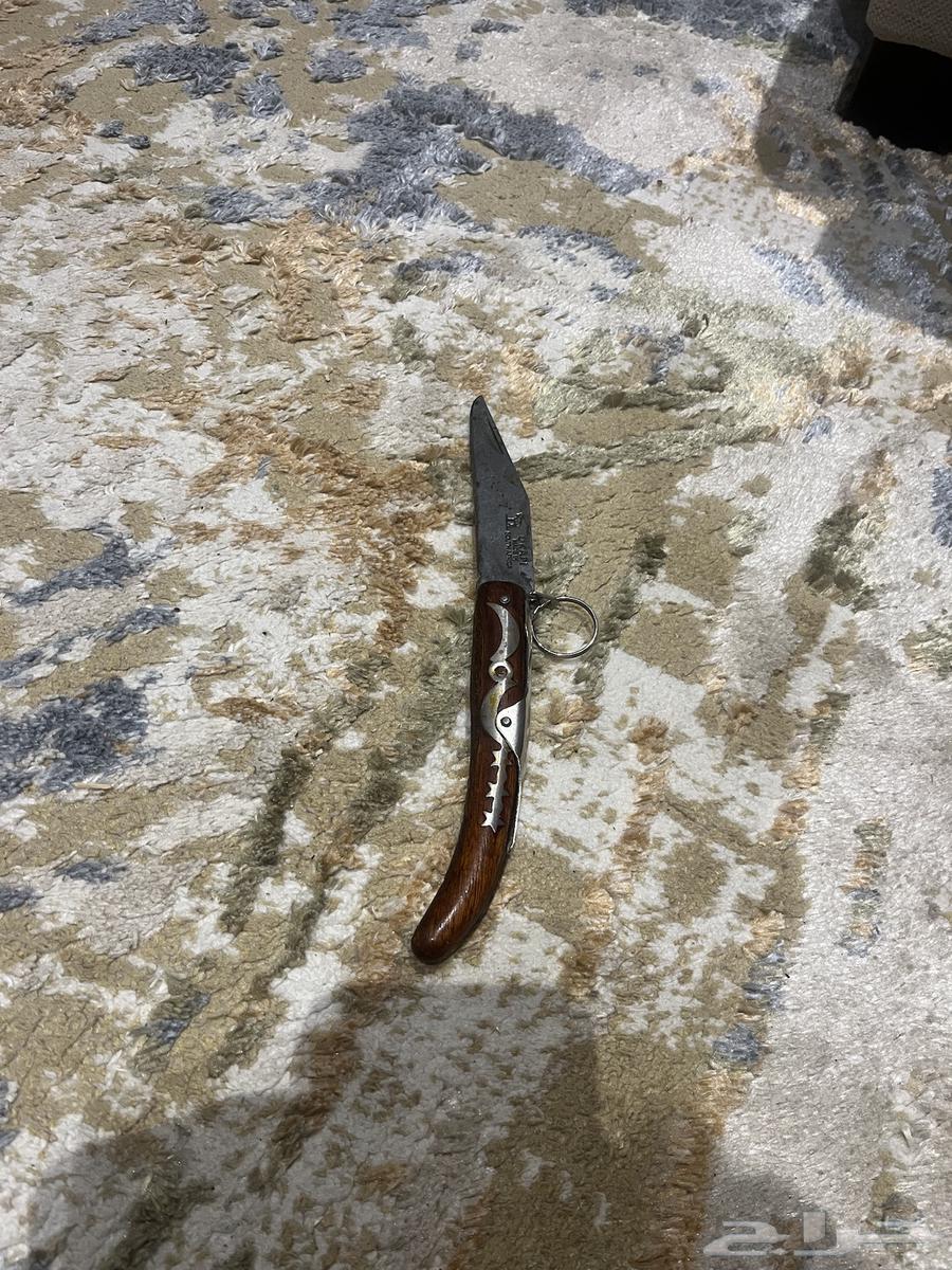 سكين اثري قديم جدا64485930762114110