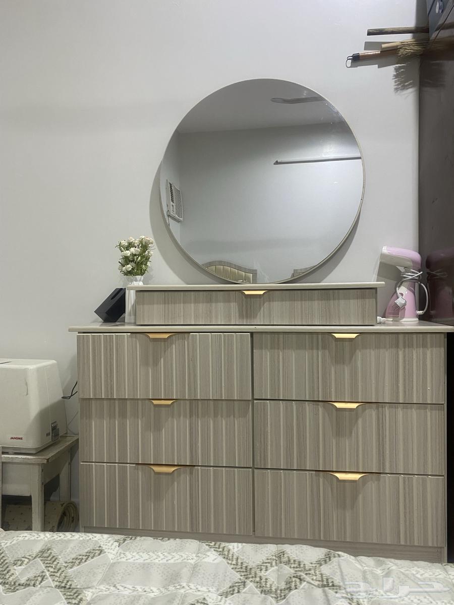 غرفة نوم ثلاثه نفر64483784668802114