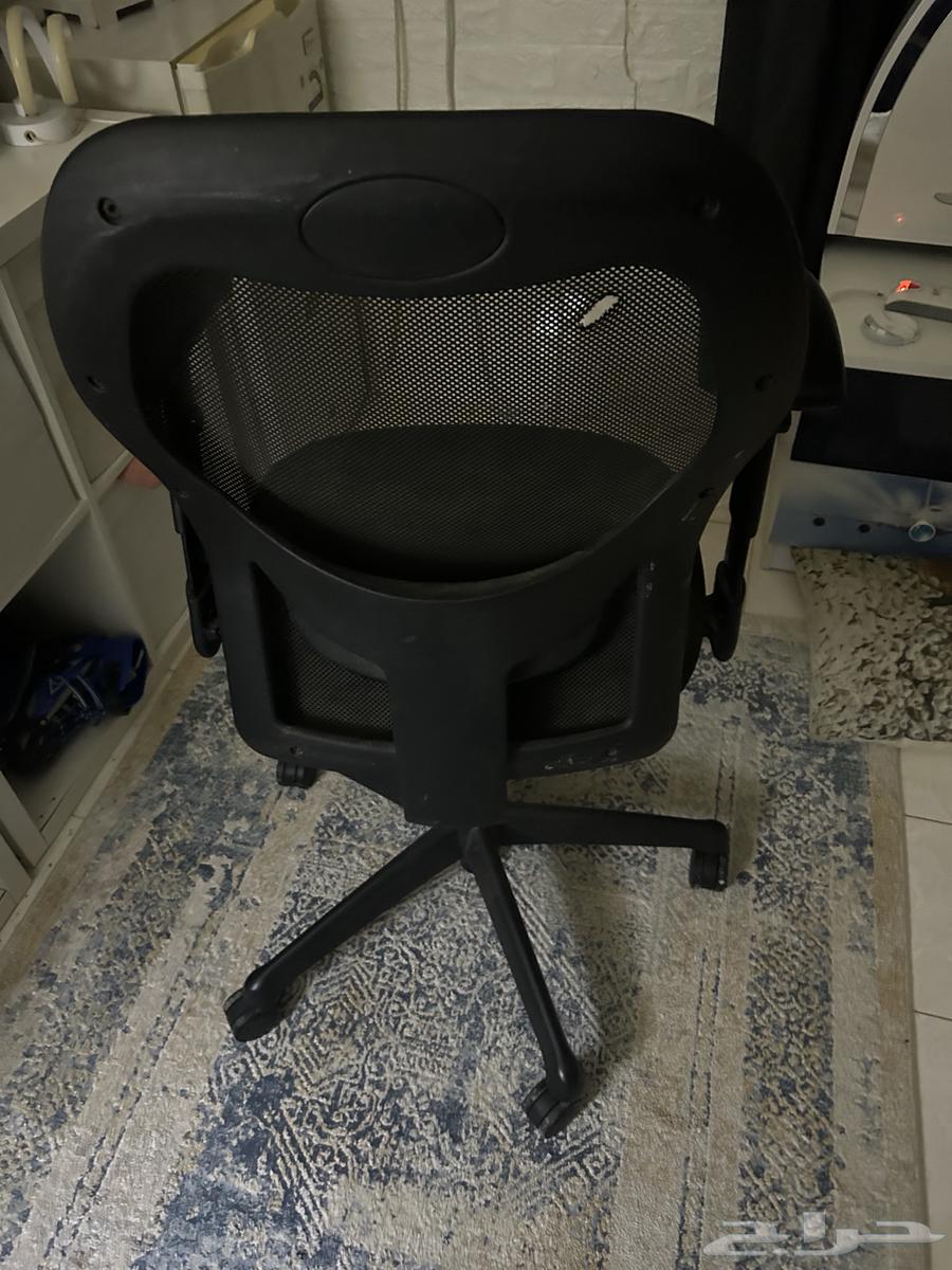 كرسي قيمنق و مكتب64482579653505111