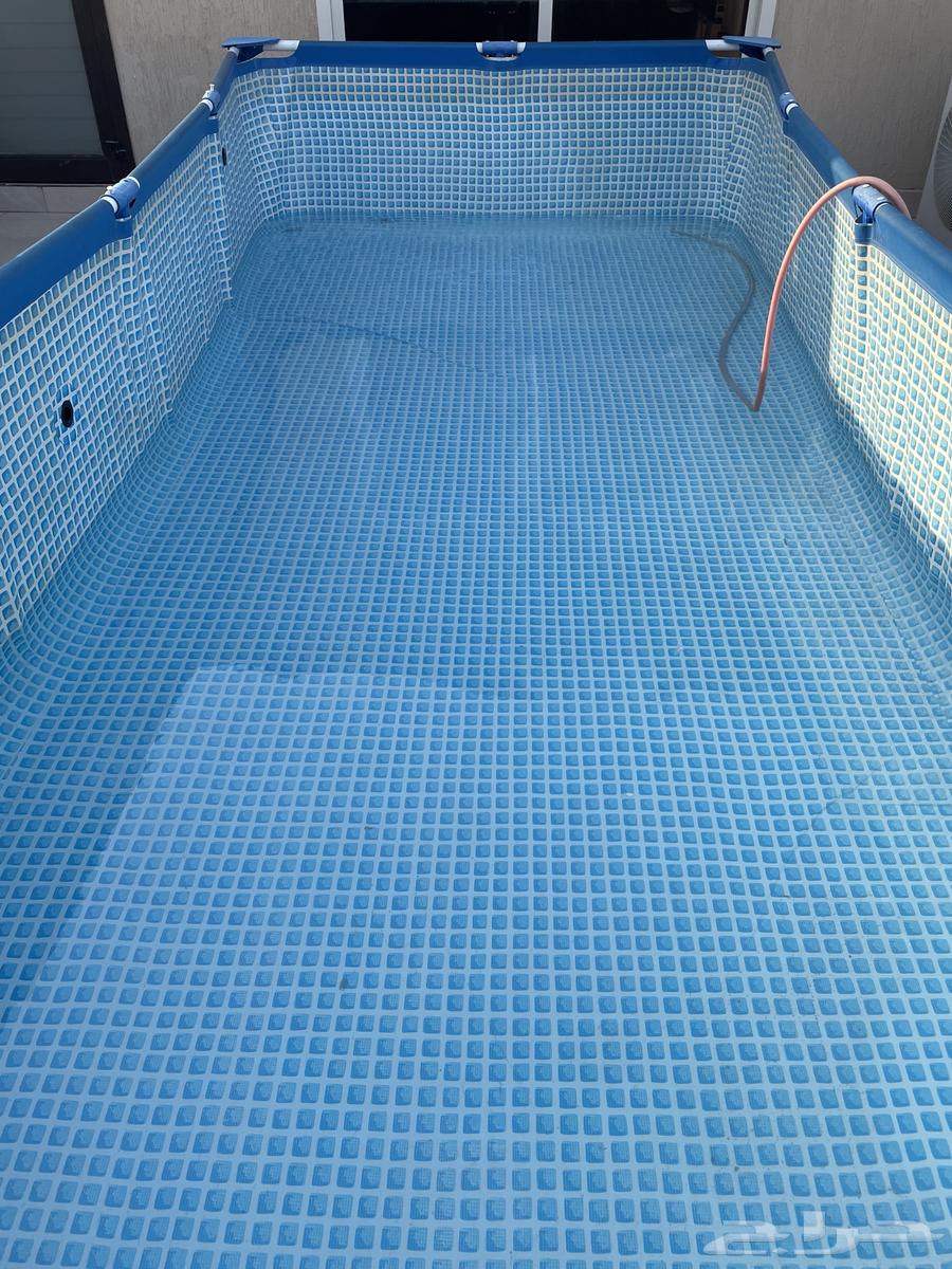 Large Intex Pool64483701713027110