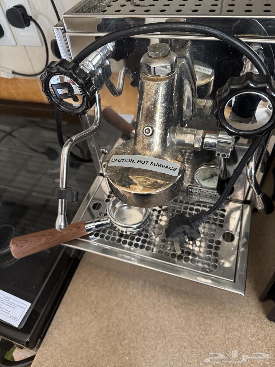 ماكينة قهوة روكيت جيوتو V وطاحونة64483314918530110