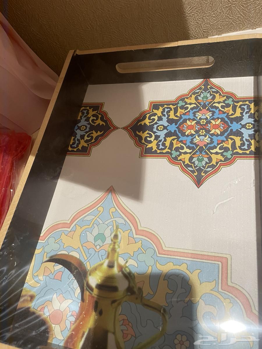 Serving Plates, Wooden Plates, and Basket64480112449155114