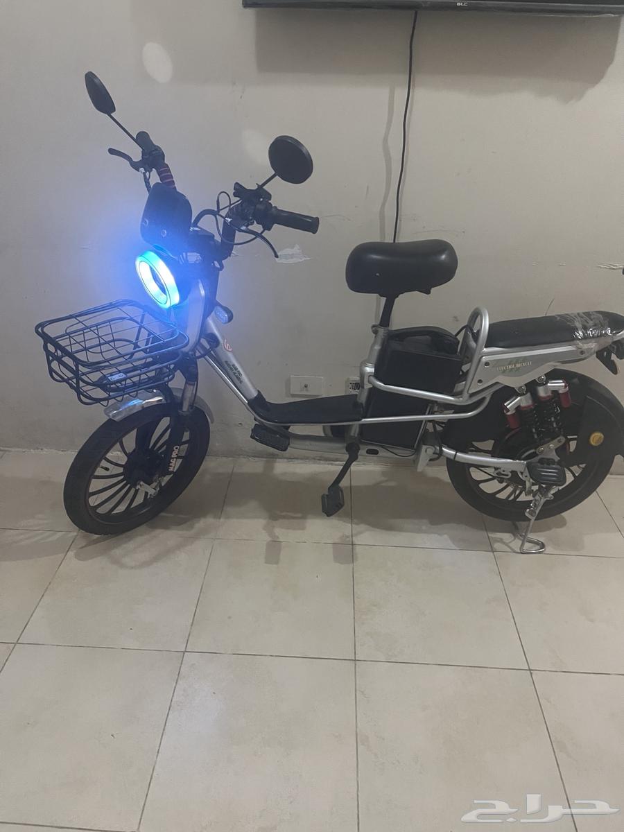 دباب كهربائي مقاس 2064480263848706110