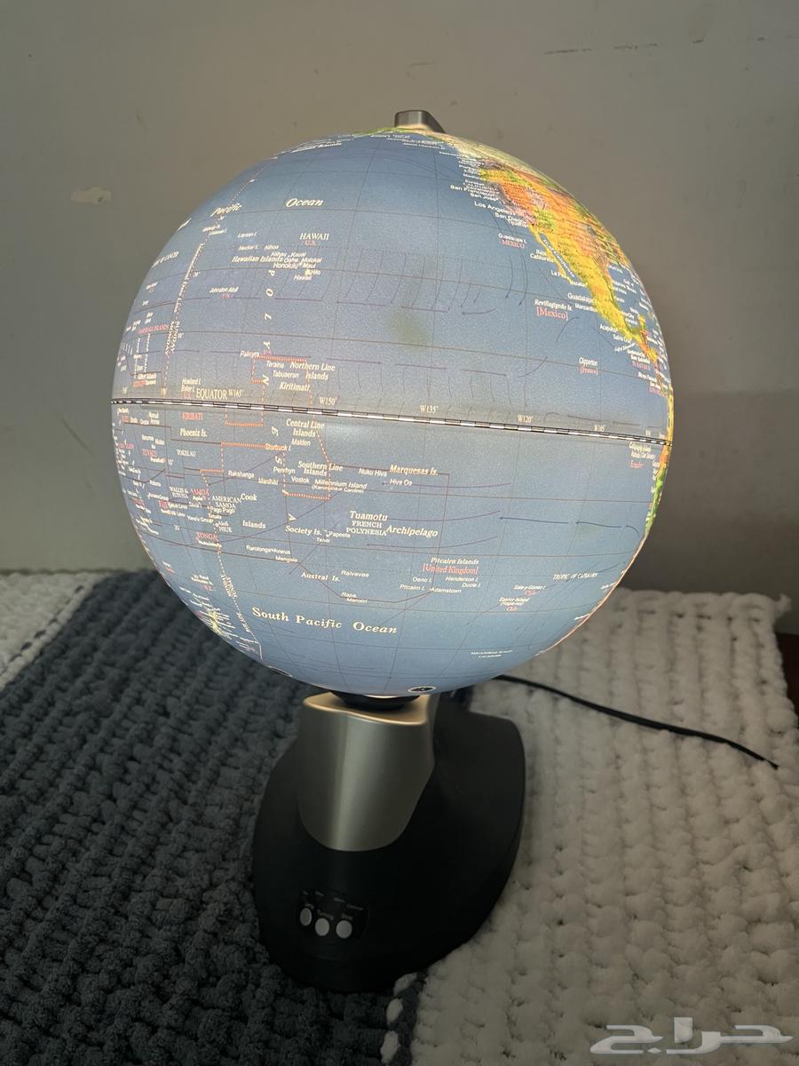 للبيع كرة أرضية مضيئة مع قاعدة64484074975235111