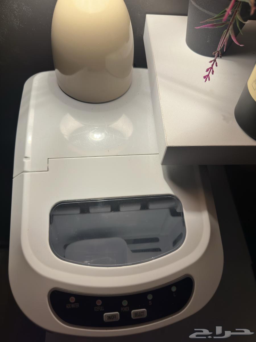 Koolen home ice maker machine, used with clean condition64484662063235114