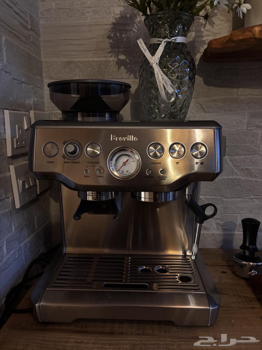 ماكينة قهوة Breville مع ملحقاتها64483715868546110