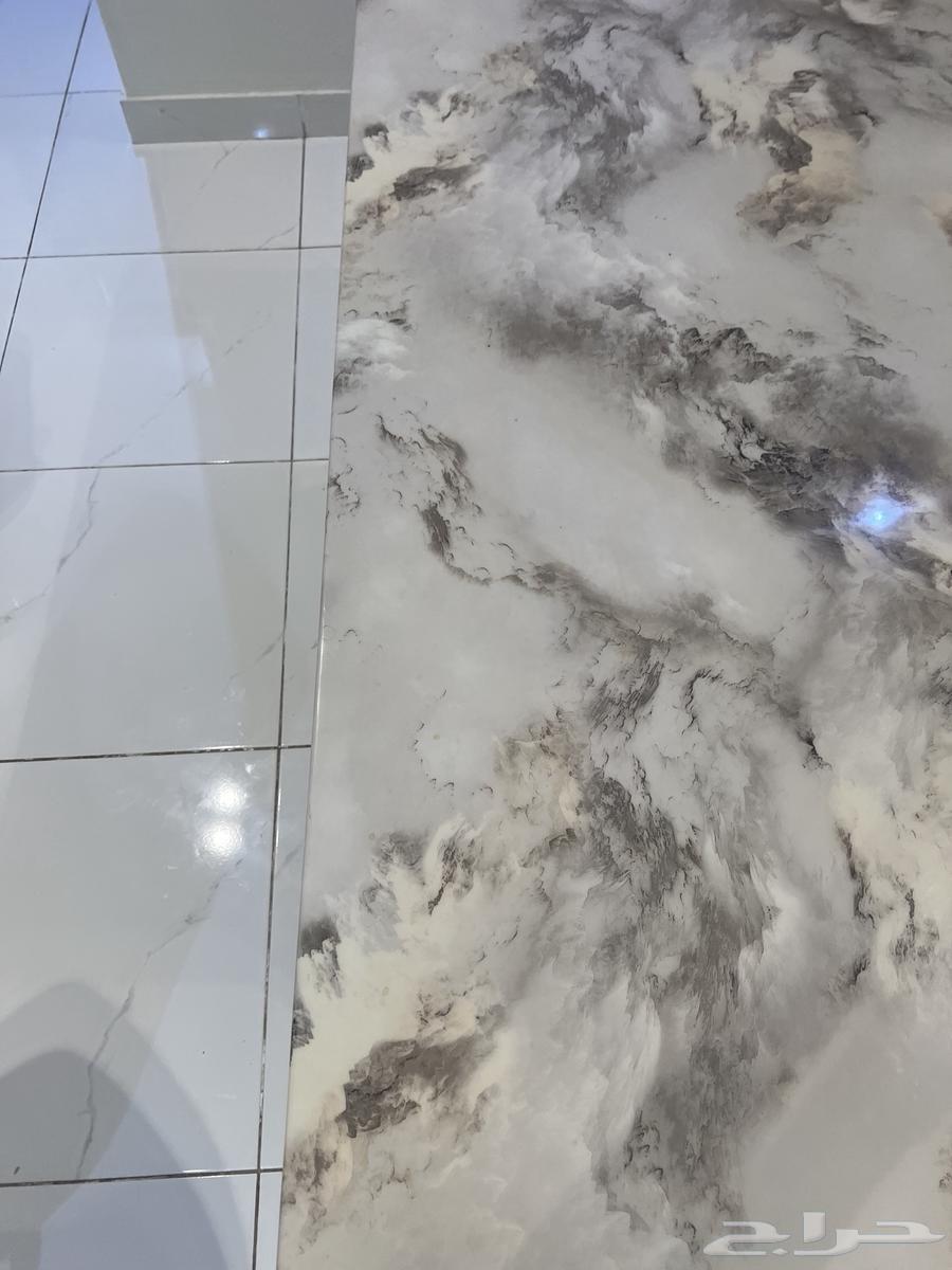 طاولة طعام رخام تكفي ل6اشخاص شبه جديده64480881443841110