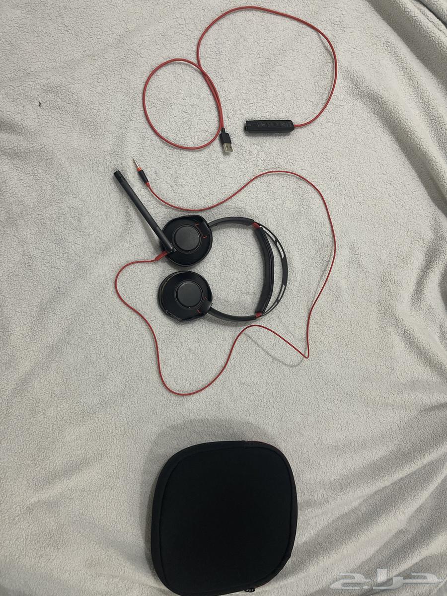 السلام عليكم عندي سماعة قيمنق من شركة poly على السوم64480345595907110