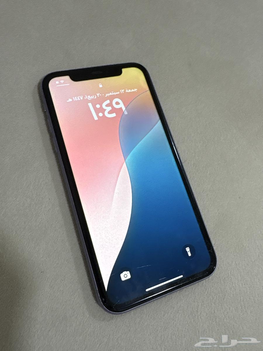 جوال ايفون 11 نظيف64479342097794111