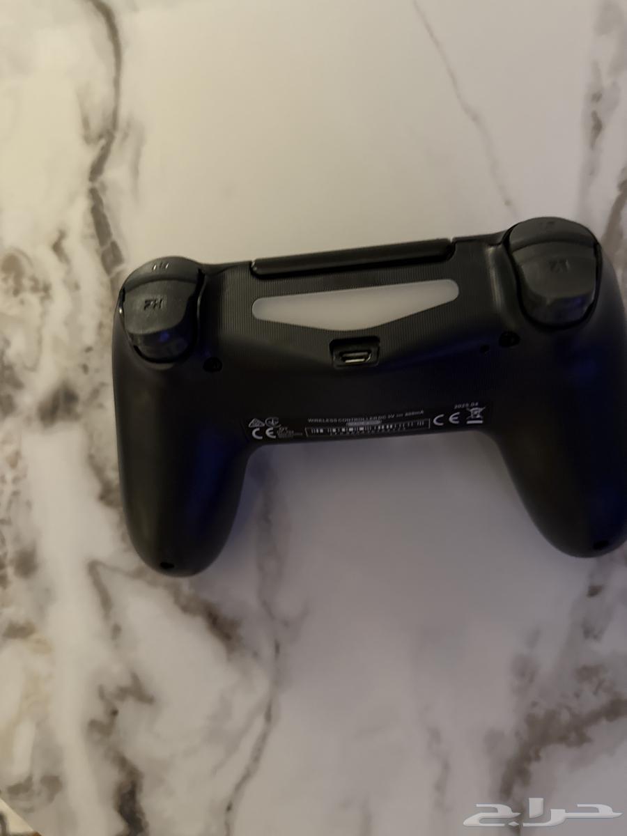 PlayStation 4 controller64482919085954111