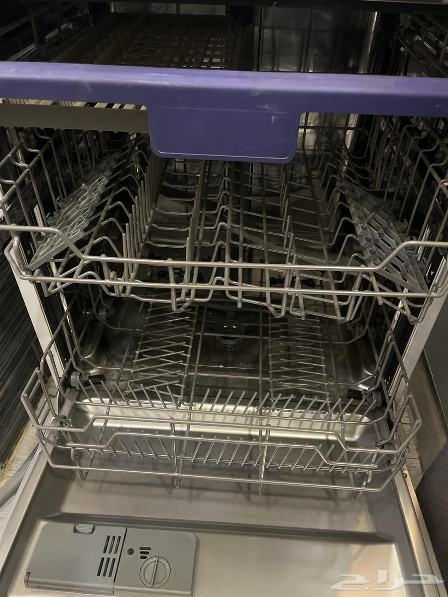 Dishwasher for sale, working condition, clean used, reasonable price64481723114881110
