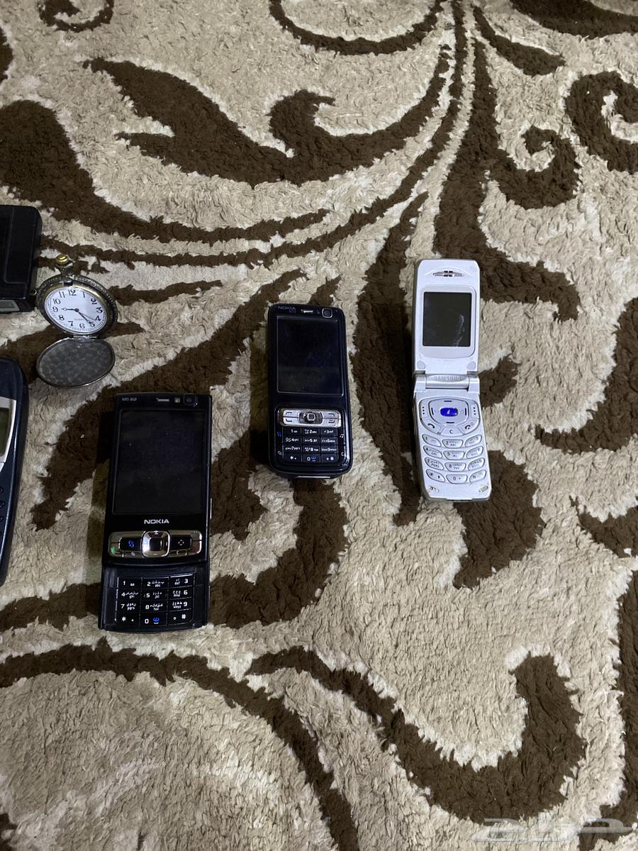 تراث جوالت قديمه وساعه وبيجر64479729348993111