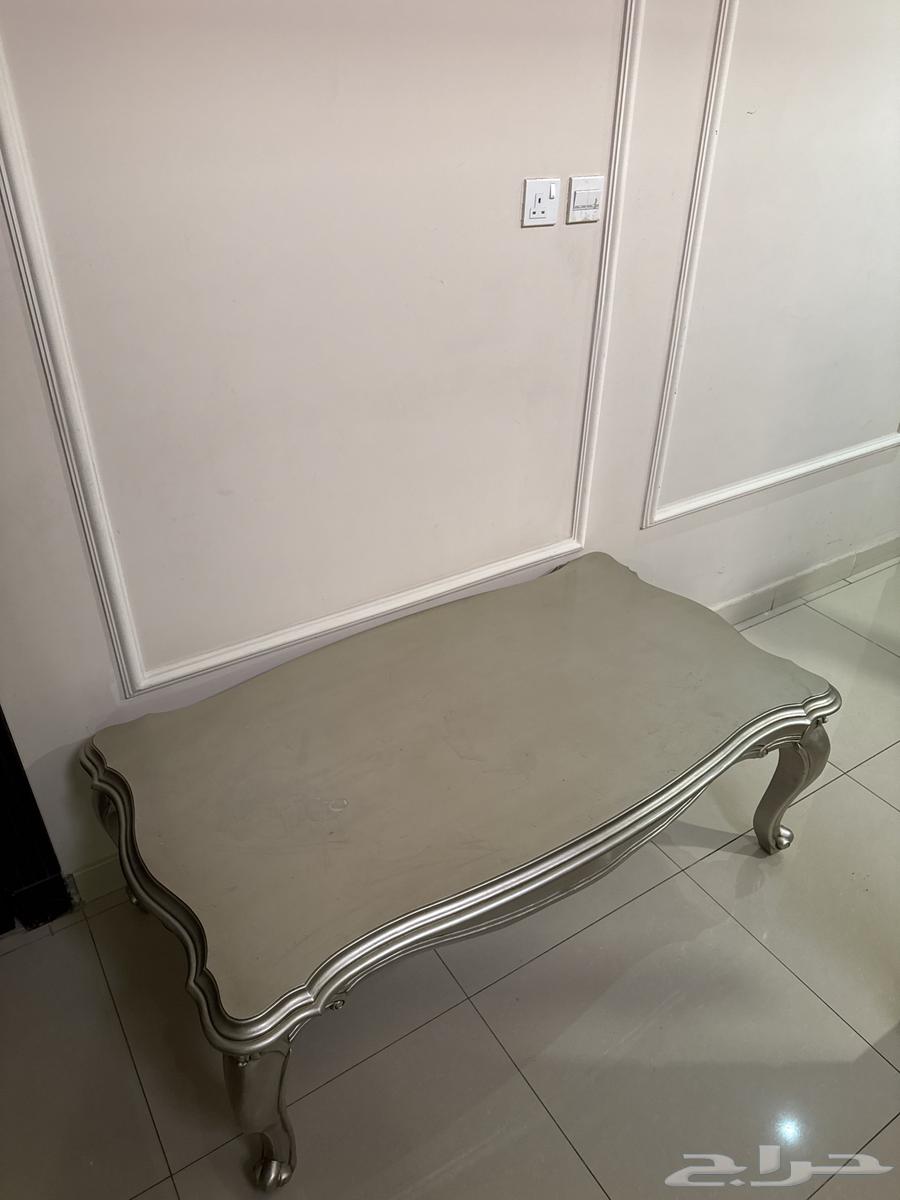 Large silver table and two single sofas and a 3.5-meter carpet64481237246081112