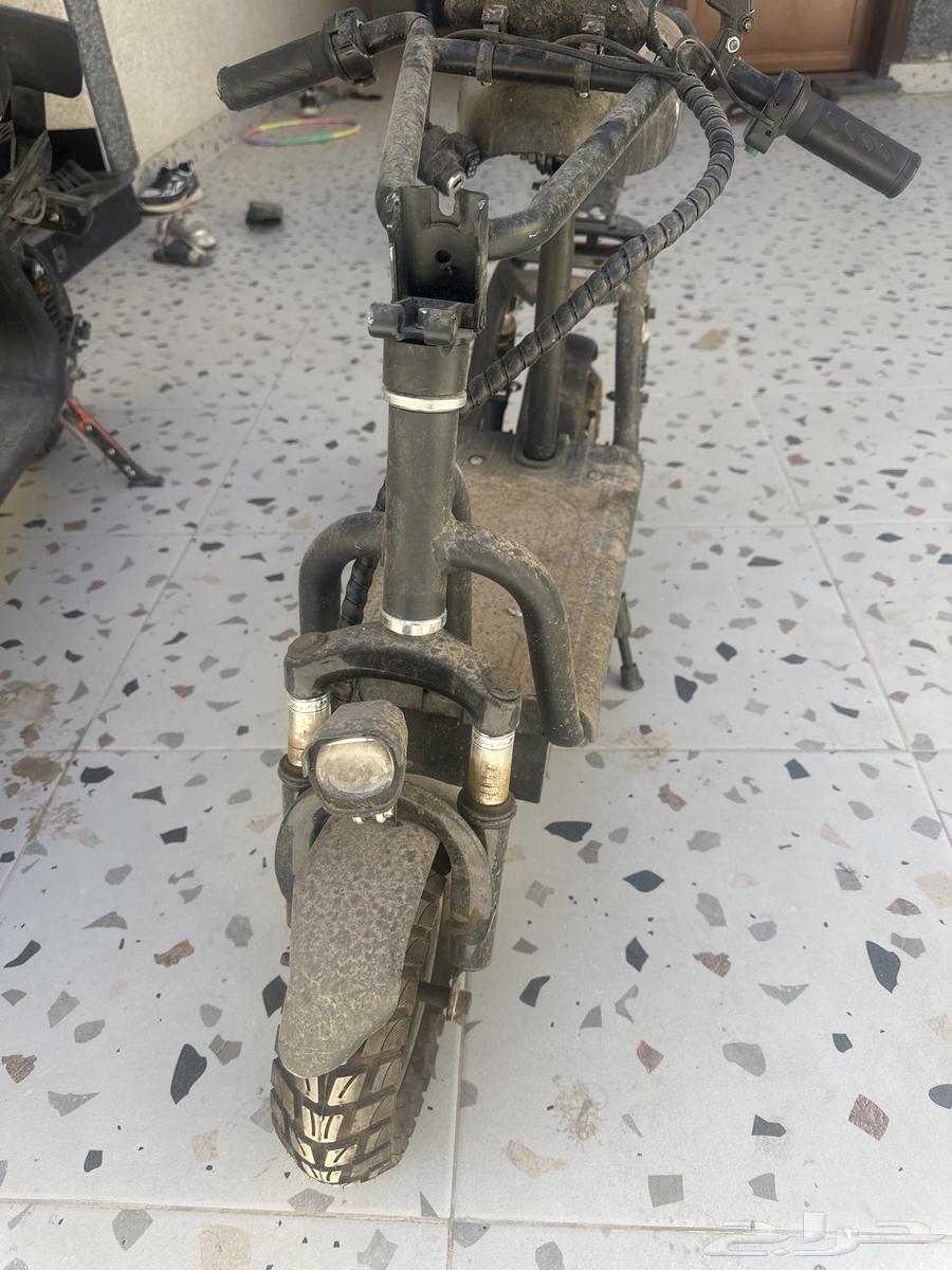 2 scooters64480358946945114