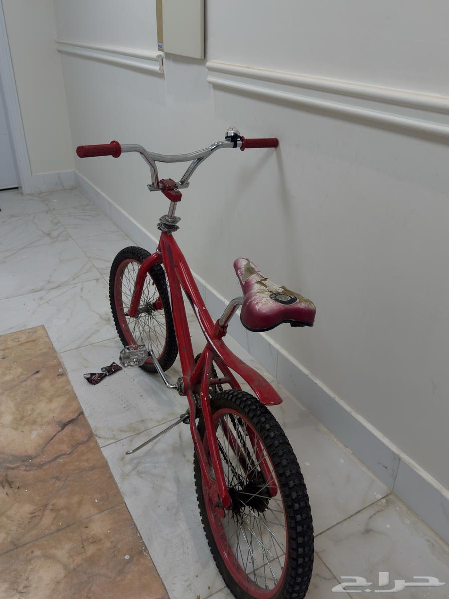 سيكل للبيع مقاس 20 السعر 150 قابل للتفاوض سبب البيع صغير64481032773507110