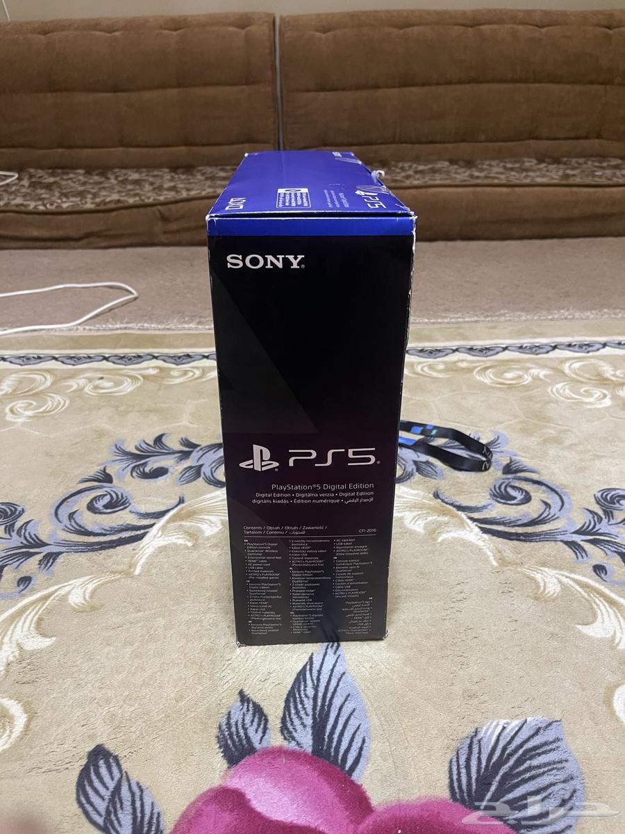 Hello, I have a Sony Five console for sale, brand new64429842893954113