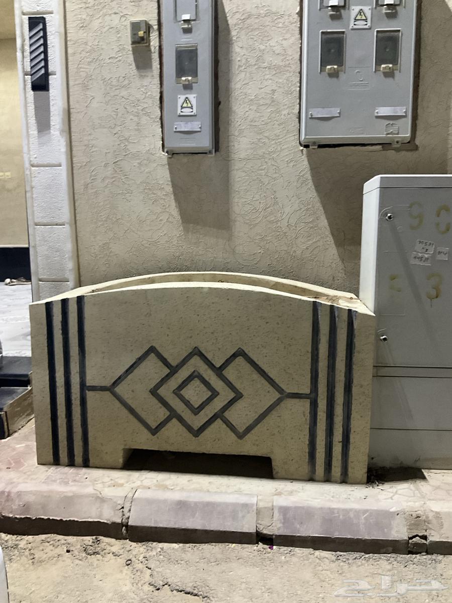 Planting basins64483369276675110