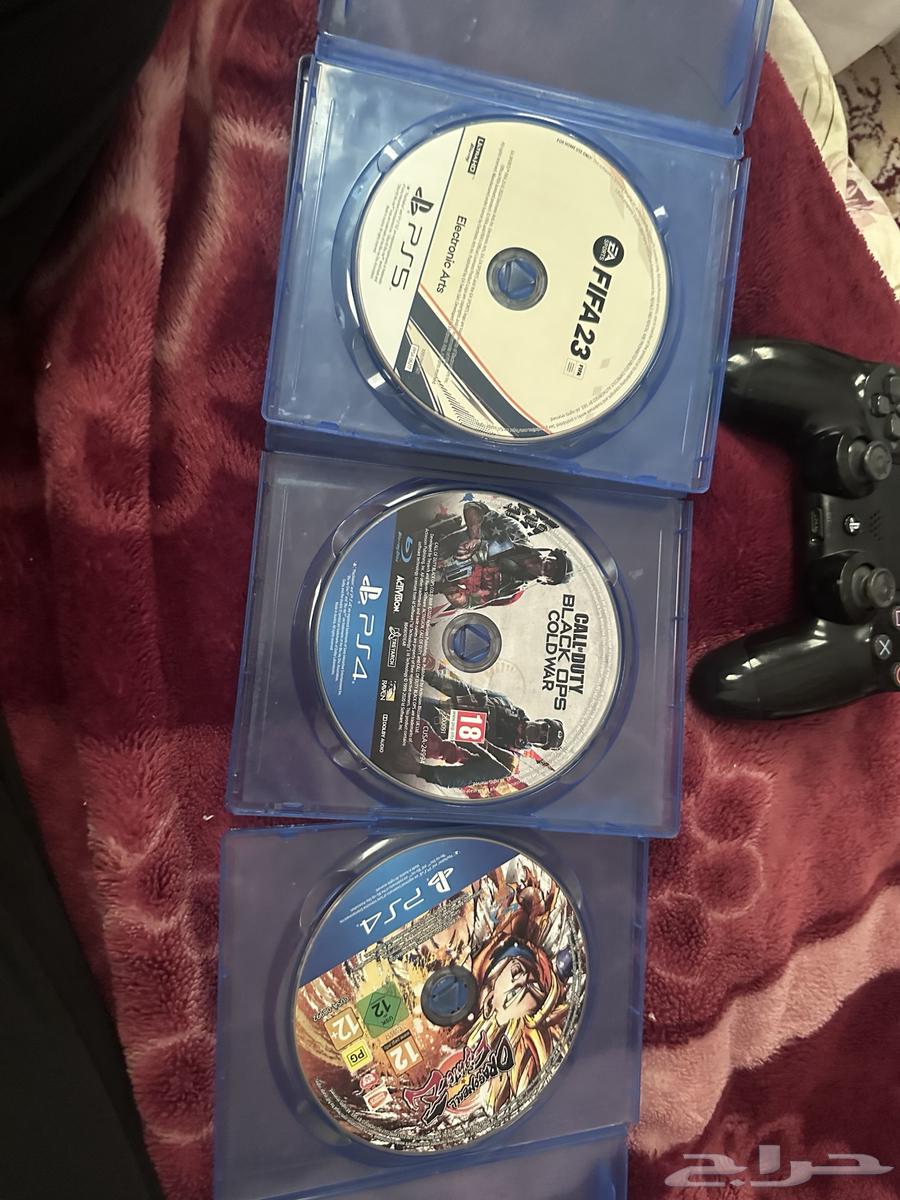 Sony Four Controller and Another Sony Four Controller64482145729027110