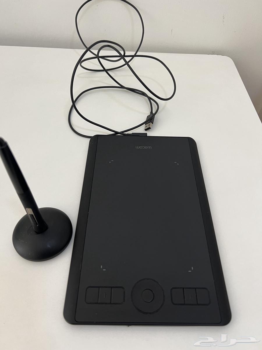 Electronic drawing tablet64479521333762111