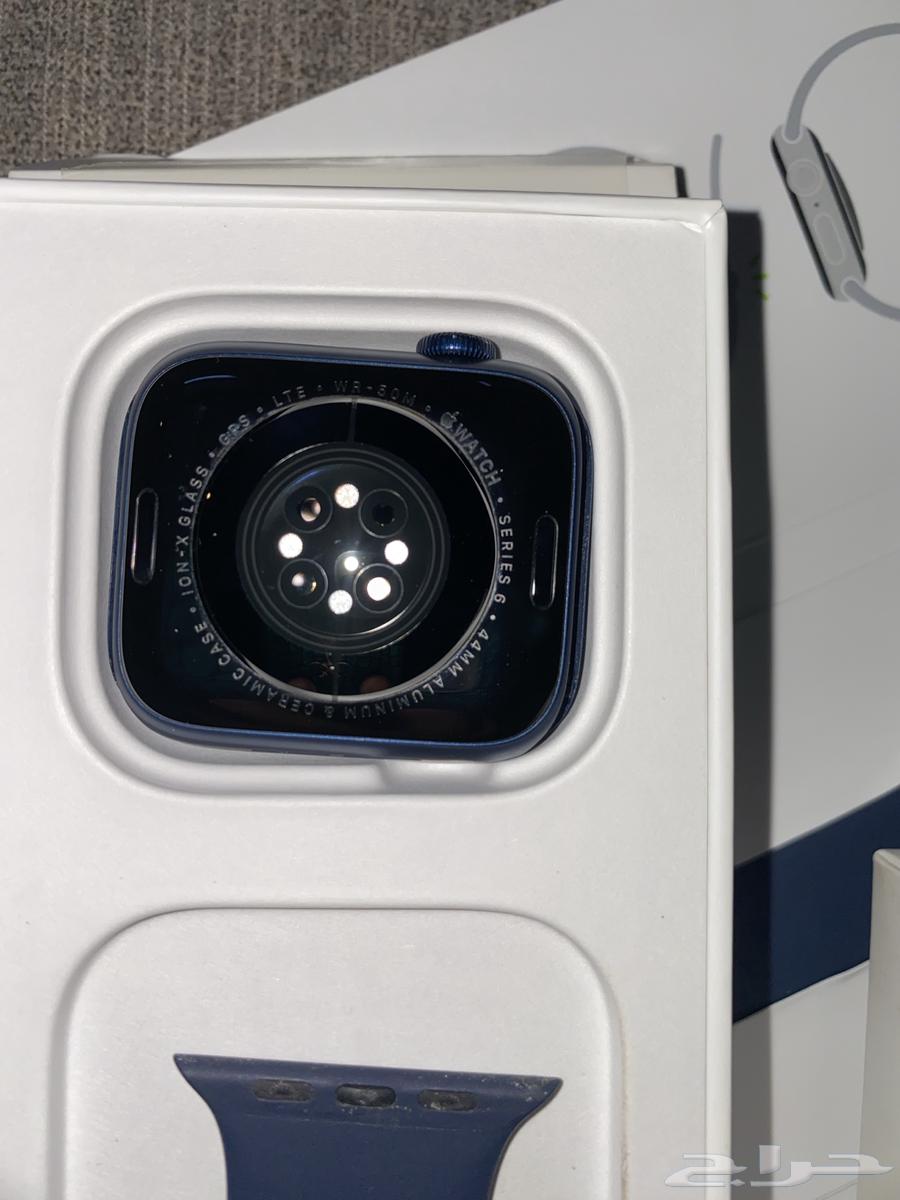 ساعة ابل سيريس 6 مقاس 44   شريحة الكترونيه  Gps64484061168001112