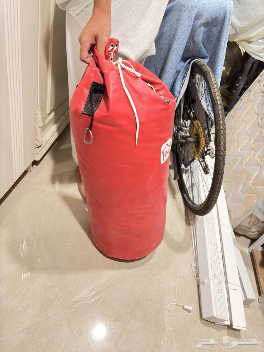 كيس ملاكمه اصلي السعر 200 وصامل ما نختلف معه64485284222849110