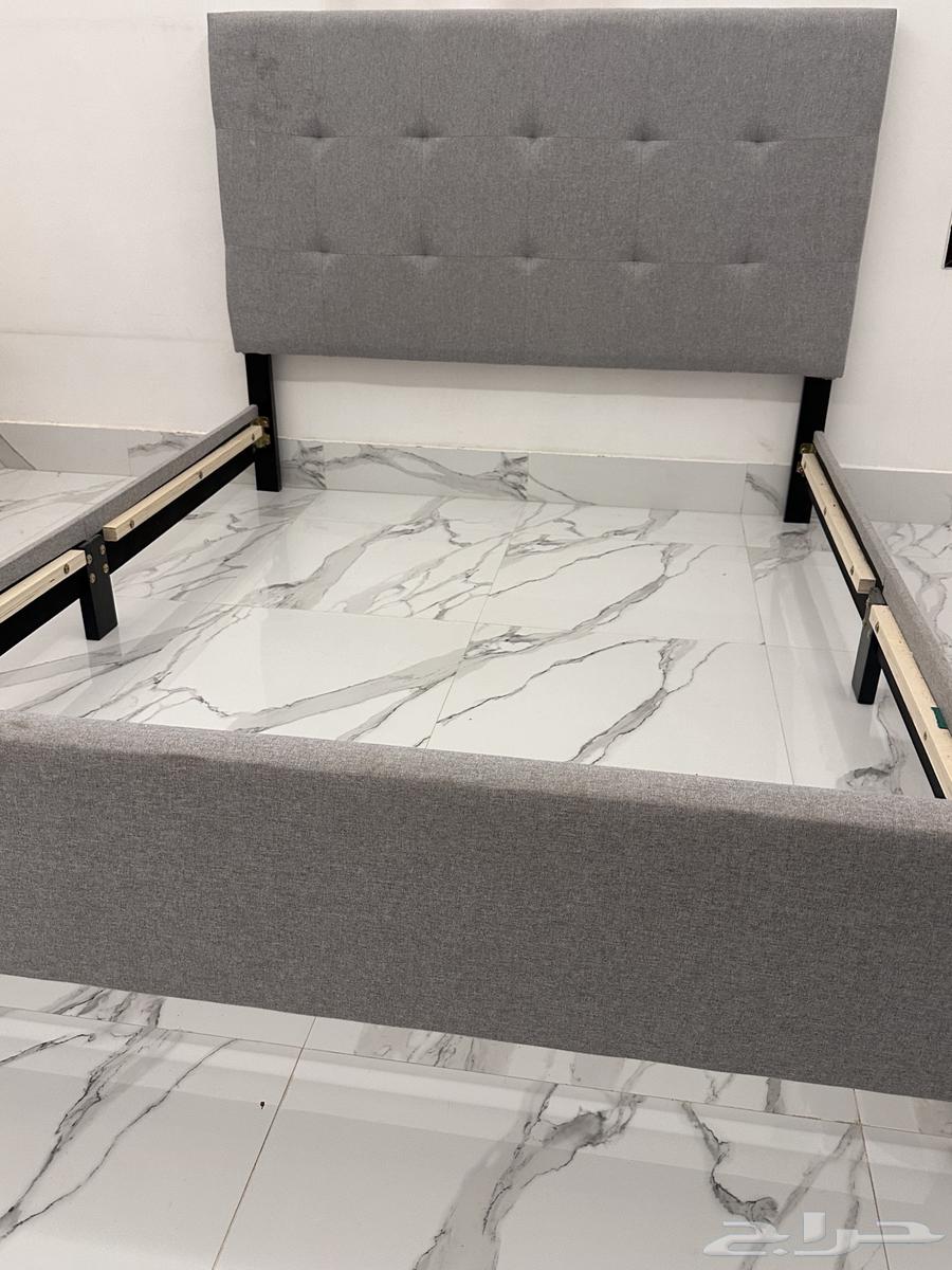 Gray Bed Frame with Elegant Design64482458099074112