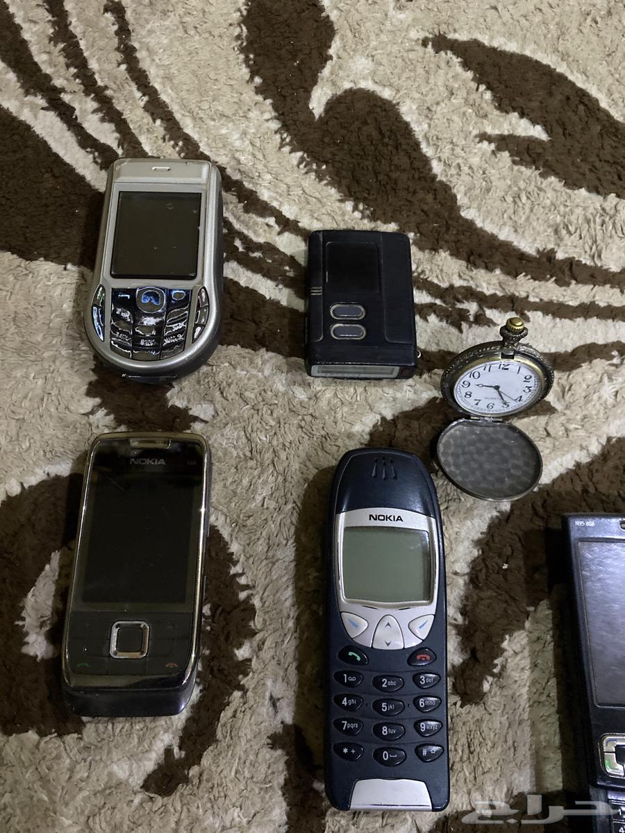 تراث جوالت قديمه وساعه وبيجر64479729348993110