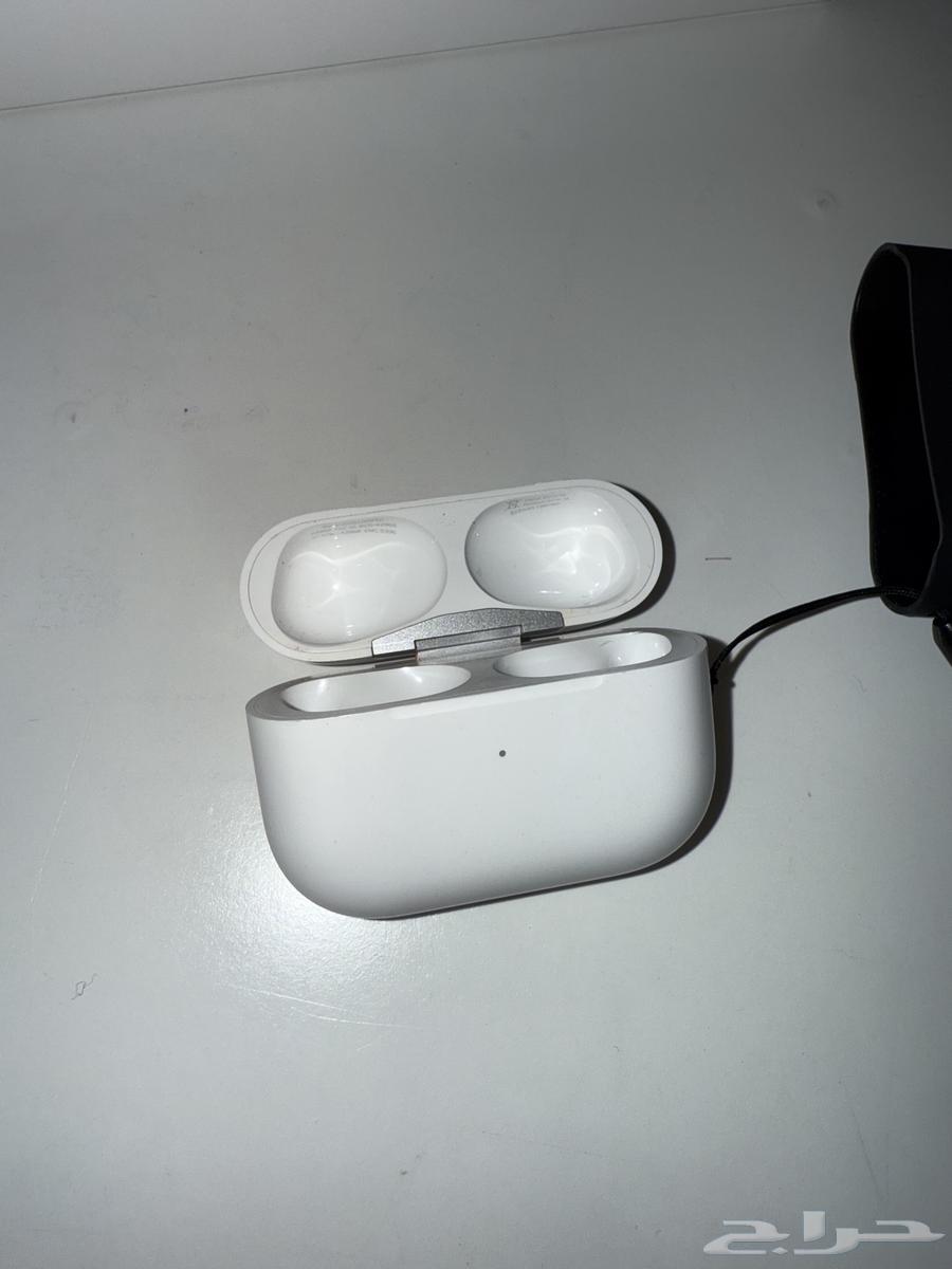 علبة شاحن ايربودز برو 264480510014593112