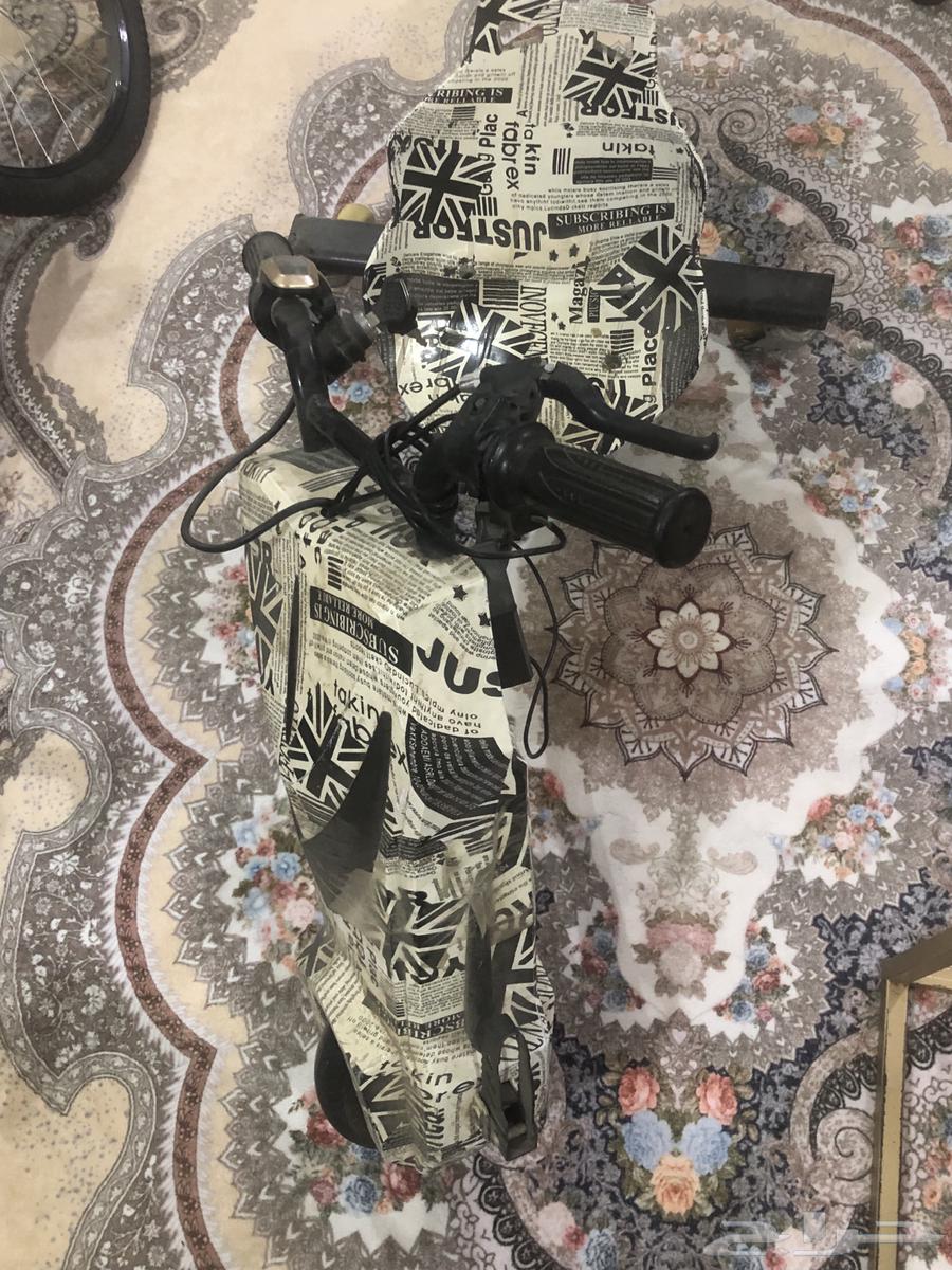 سكوتر كهربا استعمال 6 شهور بحاله ممتازه يحتاج بطارية فقط64481572071041112