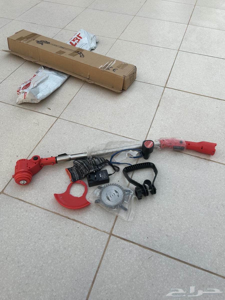 Grass and tree cutting device64481886862339110