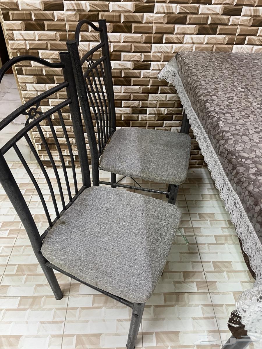 للبيع طاولة طعام64480827258243112