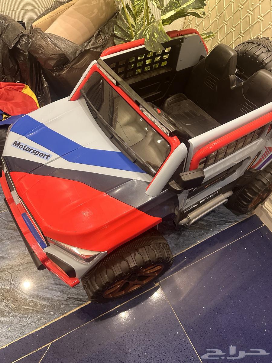 سيارة اطفال كبيره64485957795330112