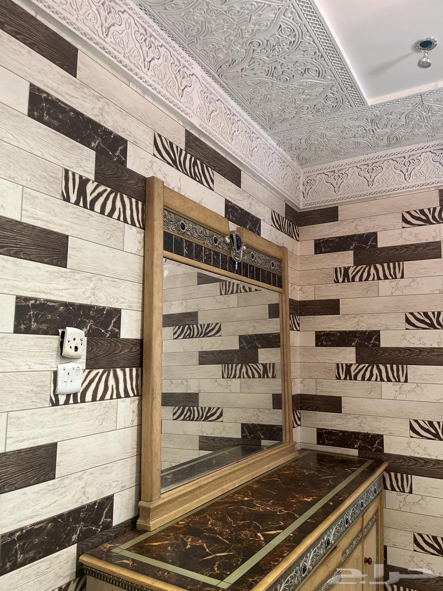 Dining table64480868000898112