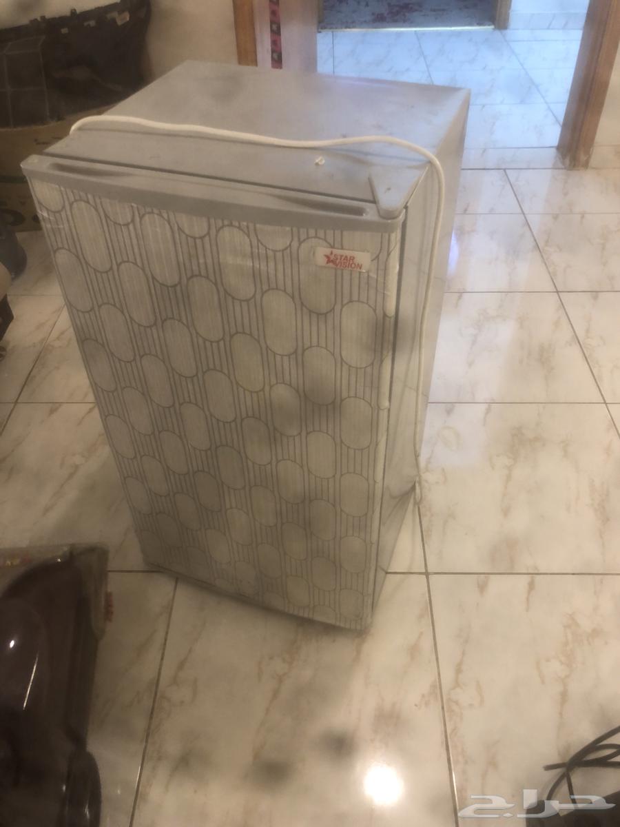 ثلاجة ومكنسه للبيع64484538944643110