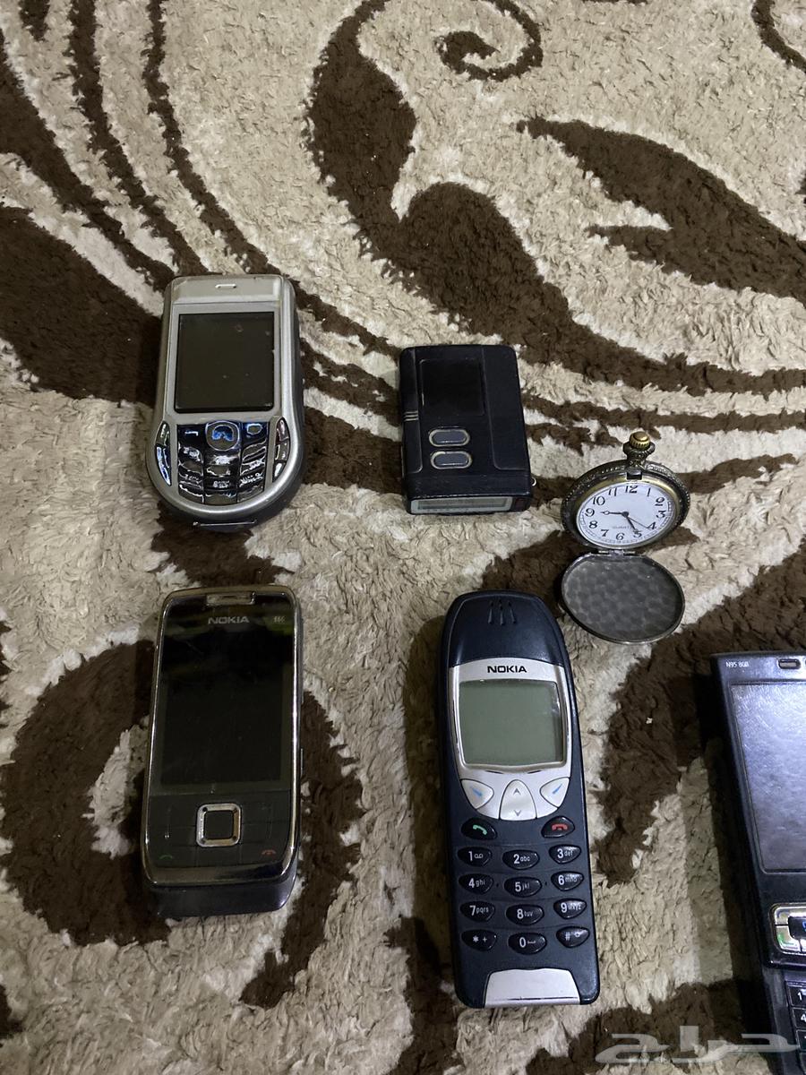 تراث جوالت قديمه وساعه وبيجر64479729348993112