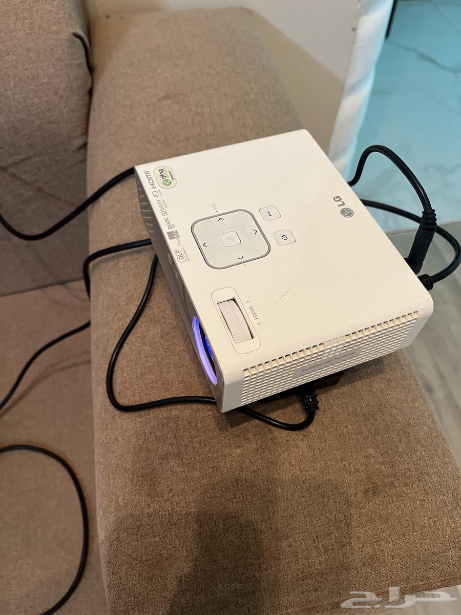 LG Projector64481518057090112