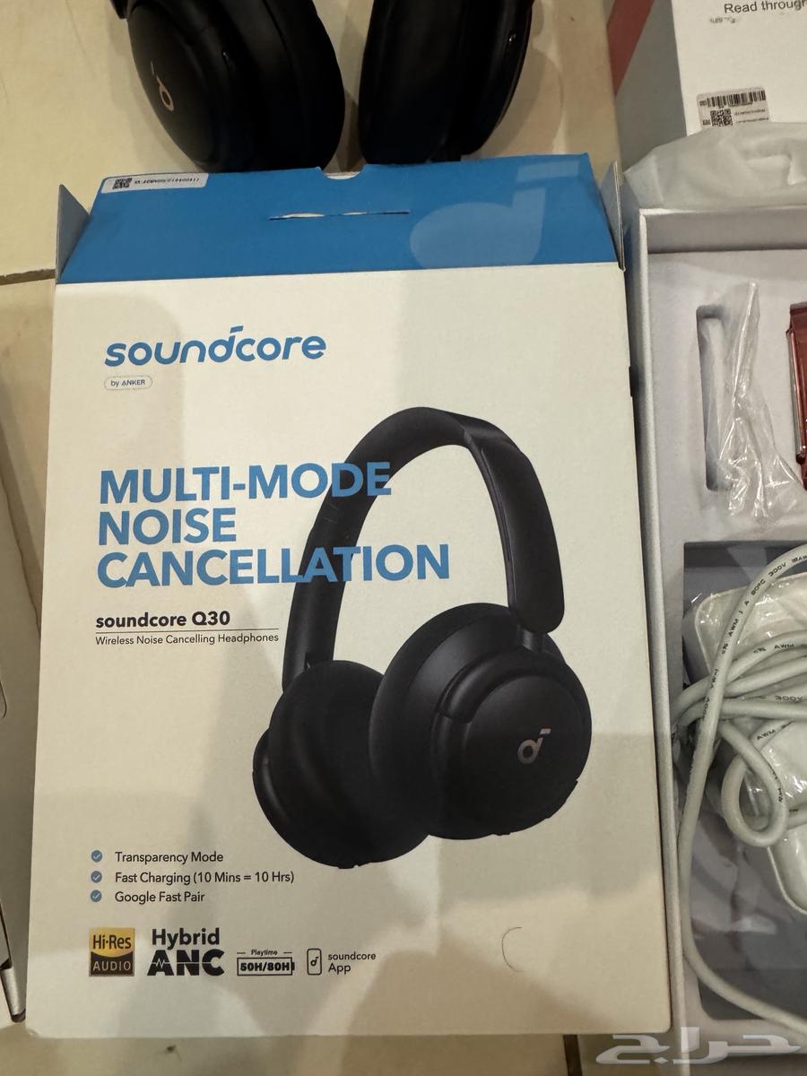 Headphones and laser device64479383336065112