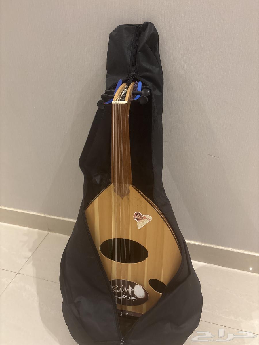 عود بحريني 2021 مع اغراضه بدون أوتار ولا يوجد توصيل64481969384066113