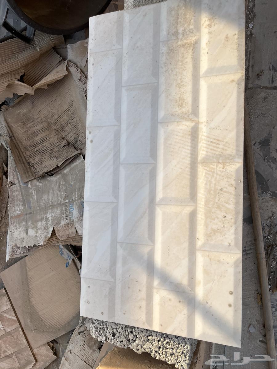 بلاط مخزن 27 حبة الحبه ب 5 ريال مقاس 40X40سم64483287979137111