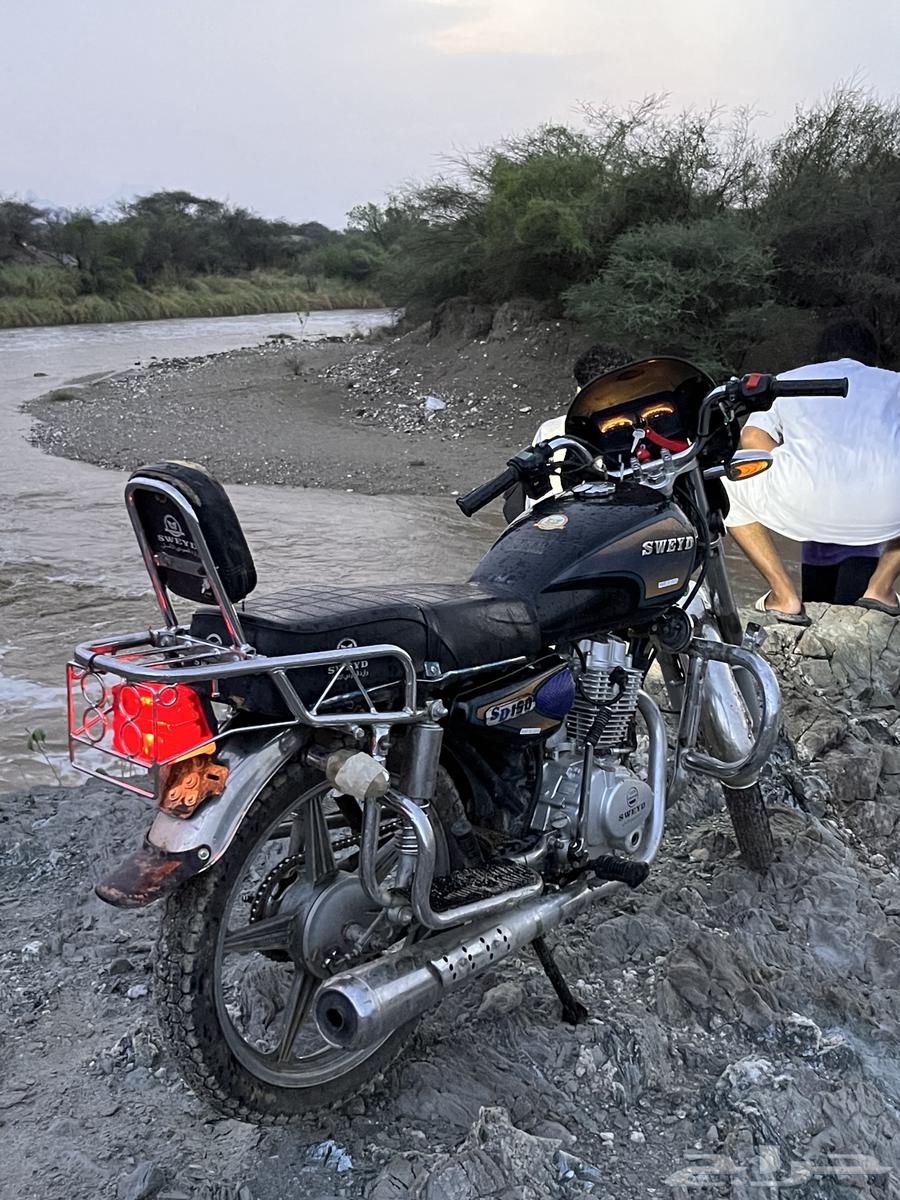 دباب سويدي حجم المكينة 150 نظيف فيه بداية بوش أول مالك64656355276419111