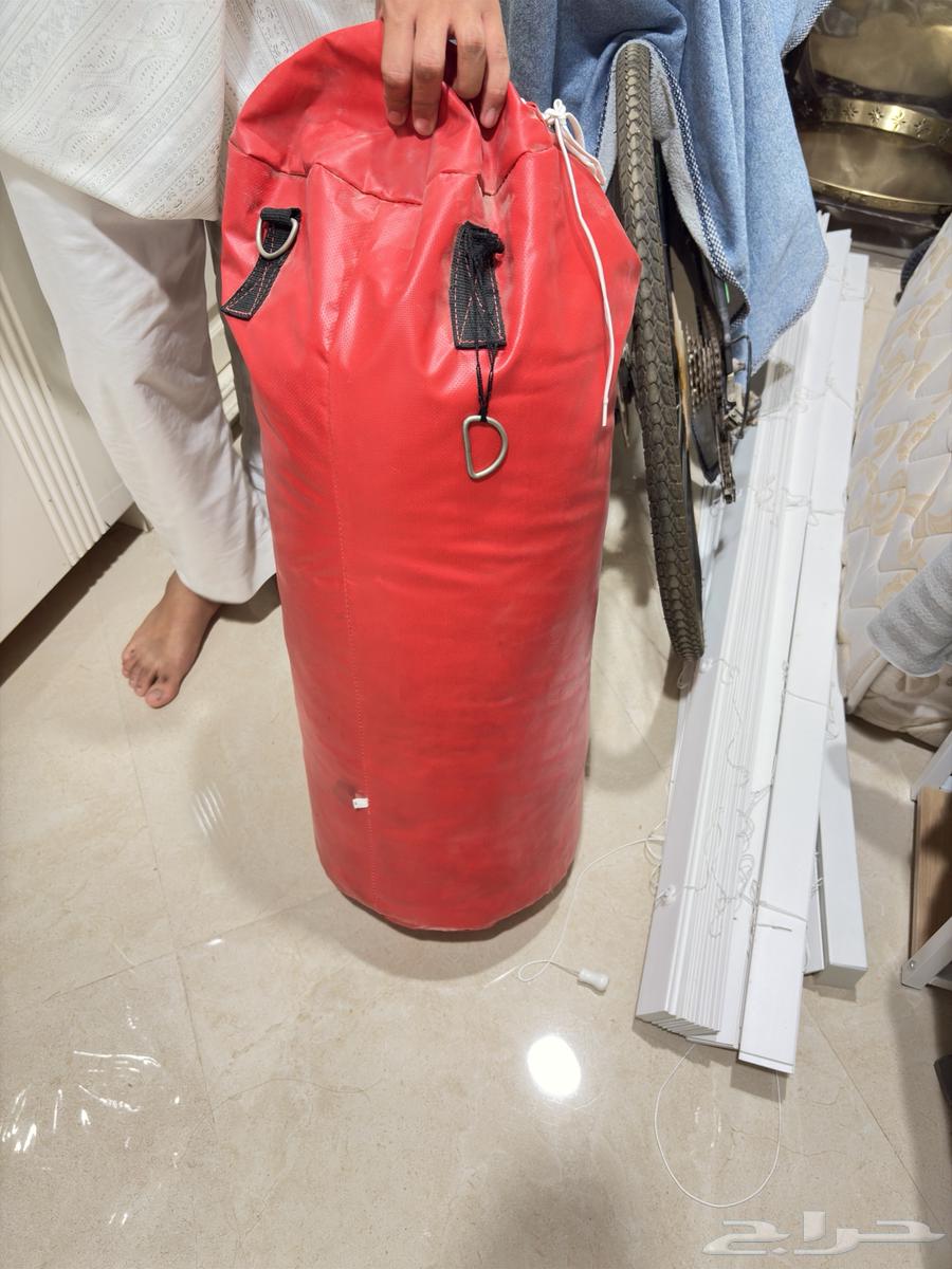 كيس ملاكمه اصلي السعر 200 وصامل ما نختلف معه64485284222849112