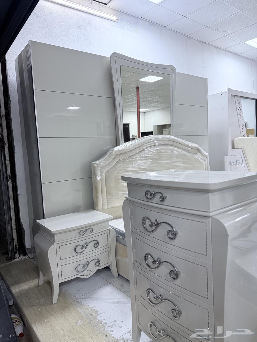 غرفة نوم مستعملة ولكنها في حالة جيدة ذات جودة قوية64479762164609111