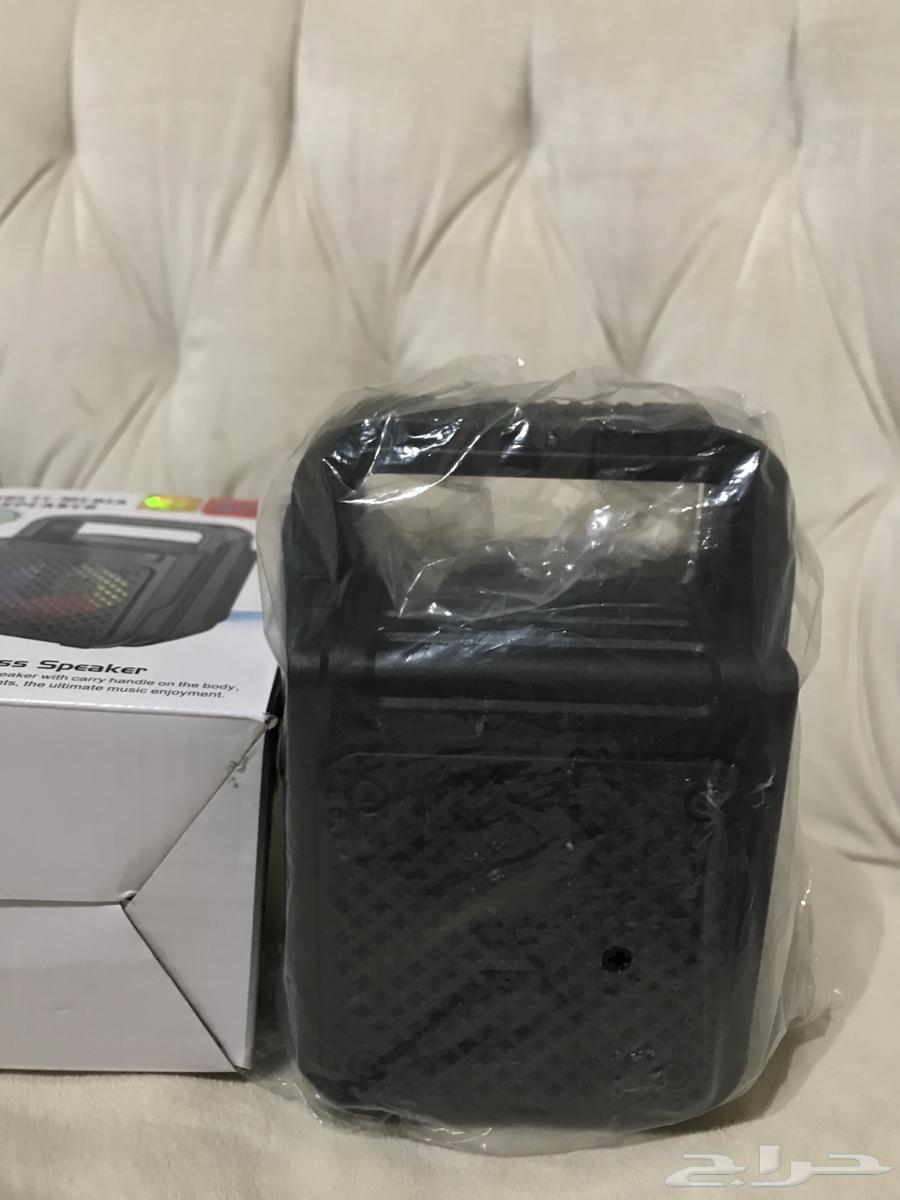 سماعه بلوتوث سوبر باس جديده بكرتونها الصوت قوي جدا  و واضح64481518125569111